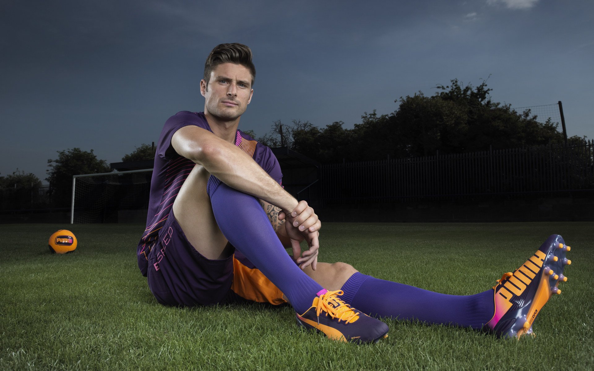 网坛王者之争，ATP总决赛力克澳网，纳达尔关键制胜诠释唯一传奇